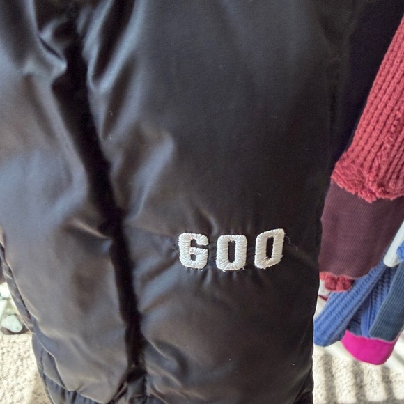 The North Face Women's Black Hooded Puffer Jacket - Picture 3 of 3